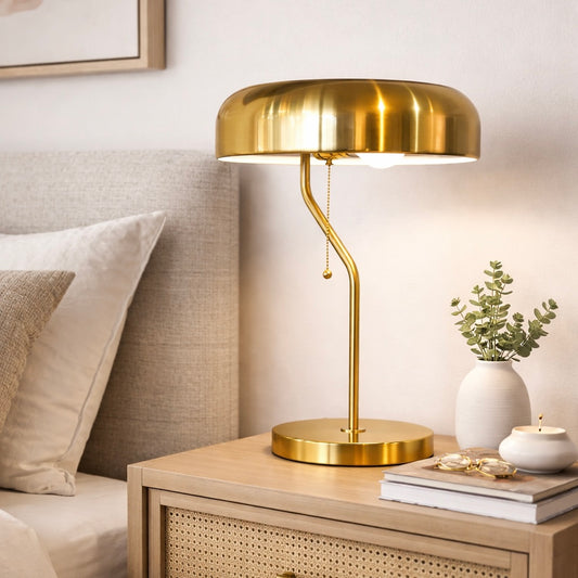 High Quality Hotel European Modern Bed Side Nightstand Decorative Table Desk Lamp, Metro Table Lamp With Gold Outer And White Inner 110-120V