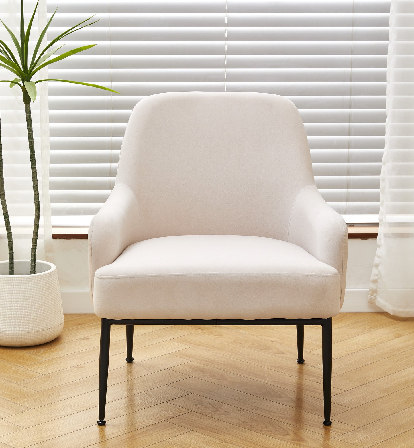 Beige Velvet Accent Chair, Modern Upholstered Armchair With Metal Legs, Comfy Side Chair For Living Room Bedroom