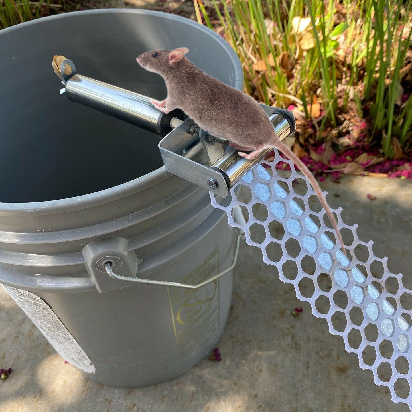 Rolling Mouse Trap With 19.69in Mesh Ramp, Humane Galvanized Metal Rat Trap, Reusable Catch Multiple Mice, Easy To Clean For Home Garage Warehouse Basement
