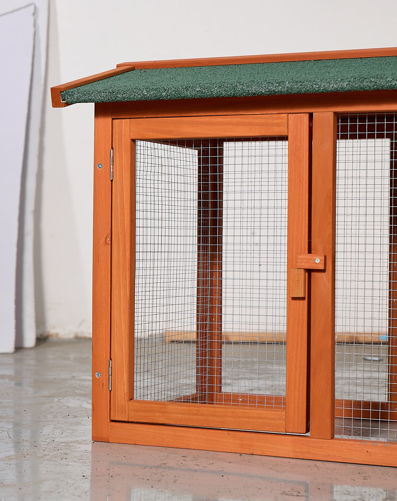 Large Wooden Rabbit Hutch, Outdoor Bunny Cage With Spacious Run, Waterproof Asphalt Roof, Pull-Out Tray And Ramp, Fir Wood Pet House For Rabbits, Chickens And Small Animals Brown & Green