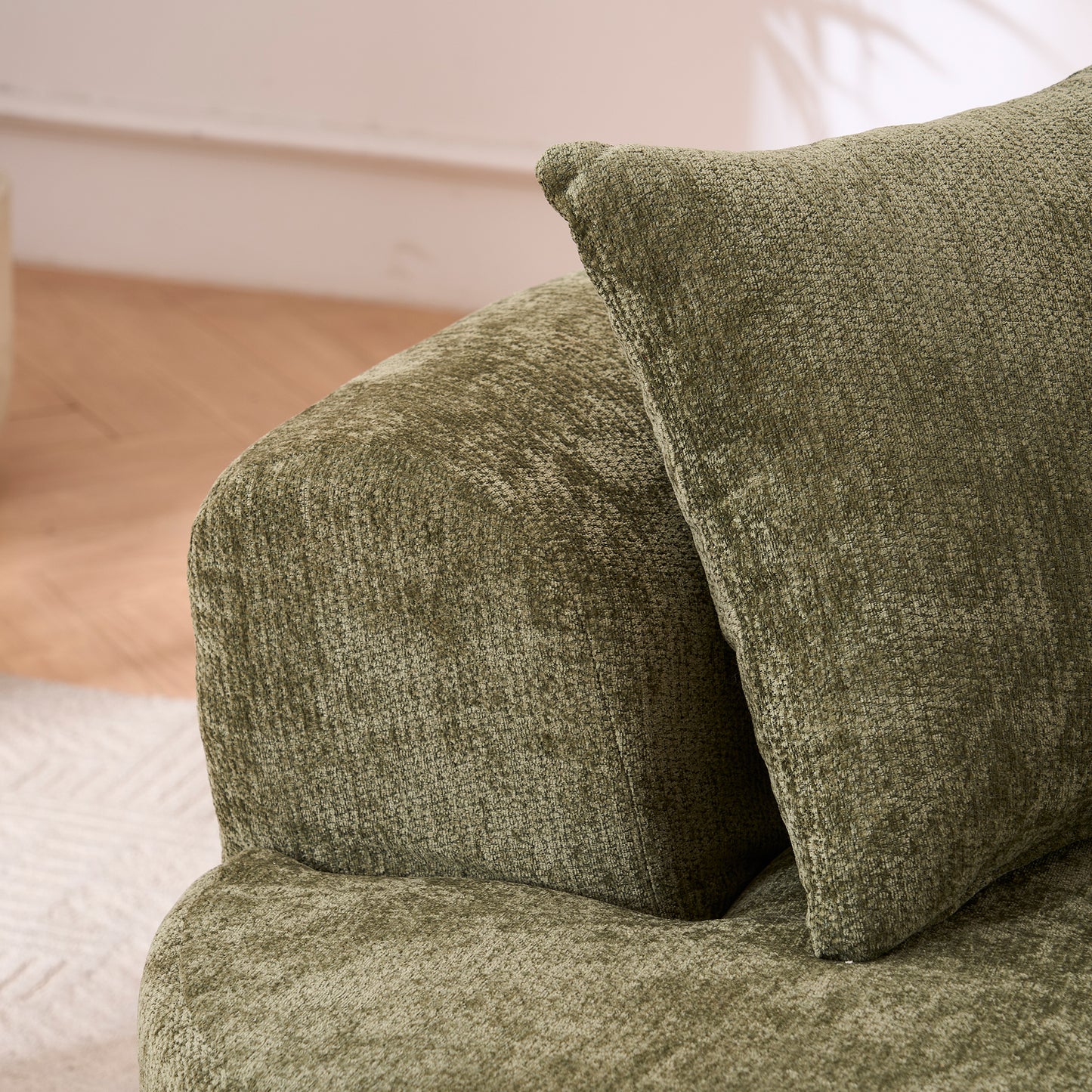 Crescent-shaped Sofa, Modern Low-back Design With Deep Cushions, Self-inflating Foam-filled Large Two-seater Sofa Requiring No Assembly.  Green Chenille Fabric