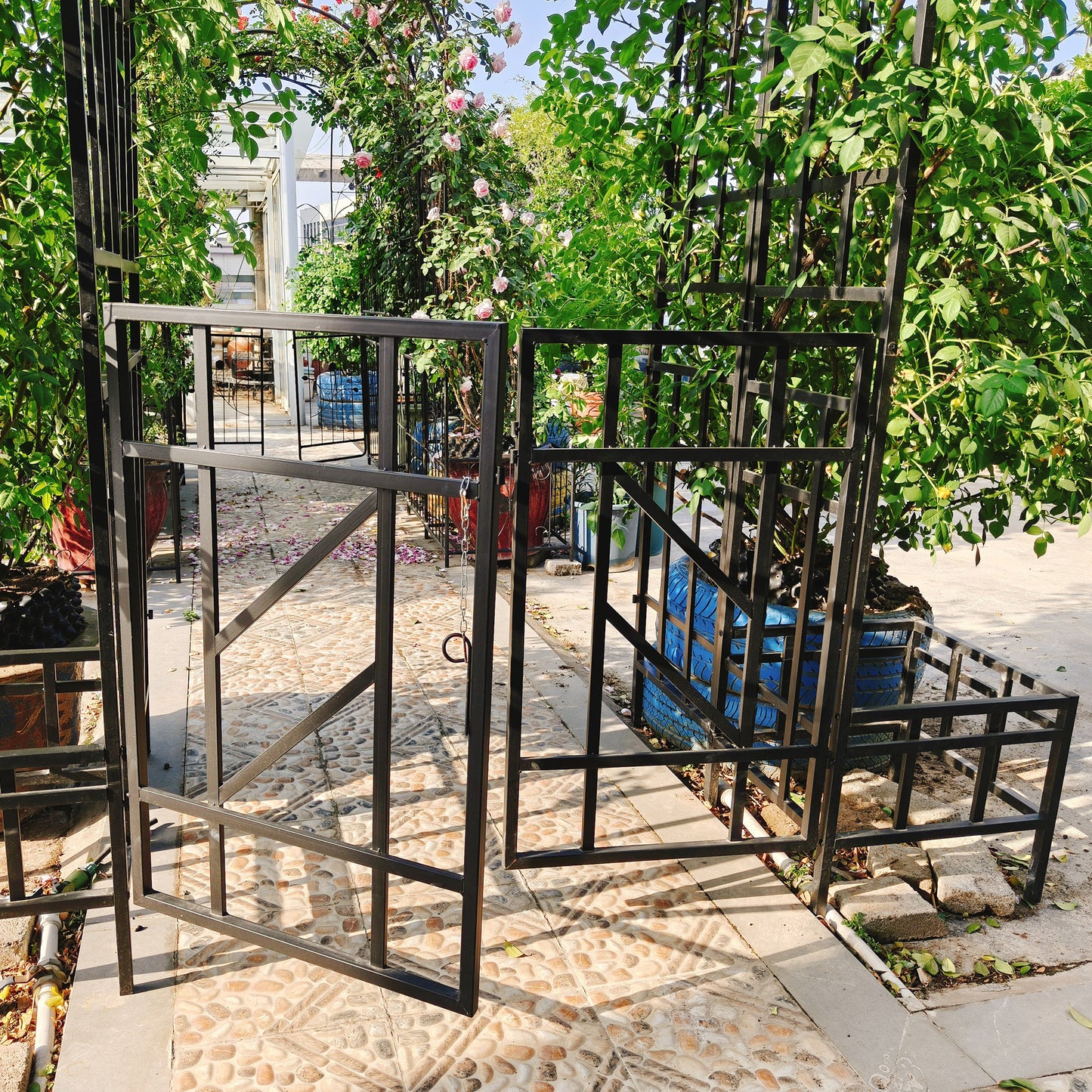 Metal Garden Arch With Gate With Planter W80.71xH97.24 Climbing Plants Support Rose Arch Outdoor Black