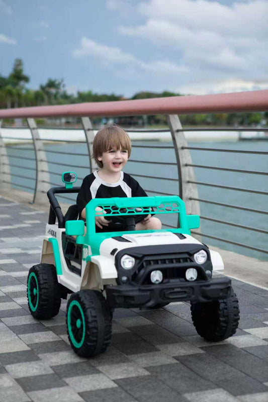 12V Ride On Car With Parent Remote Control, Toddler Electric Car With Spring Suspension, LED Lights & Music Player - Safe Battery Toy For Kids, Christmas & Birthday Gift  WIGHT GREEN