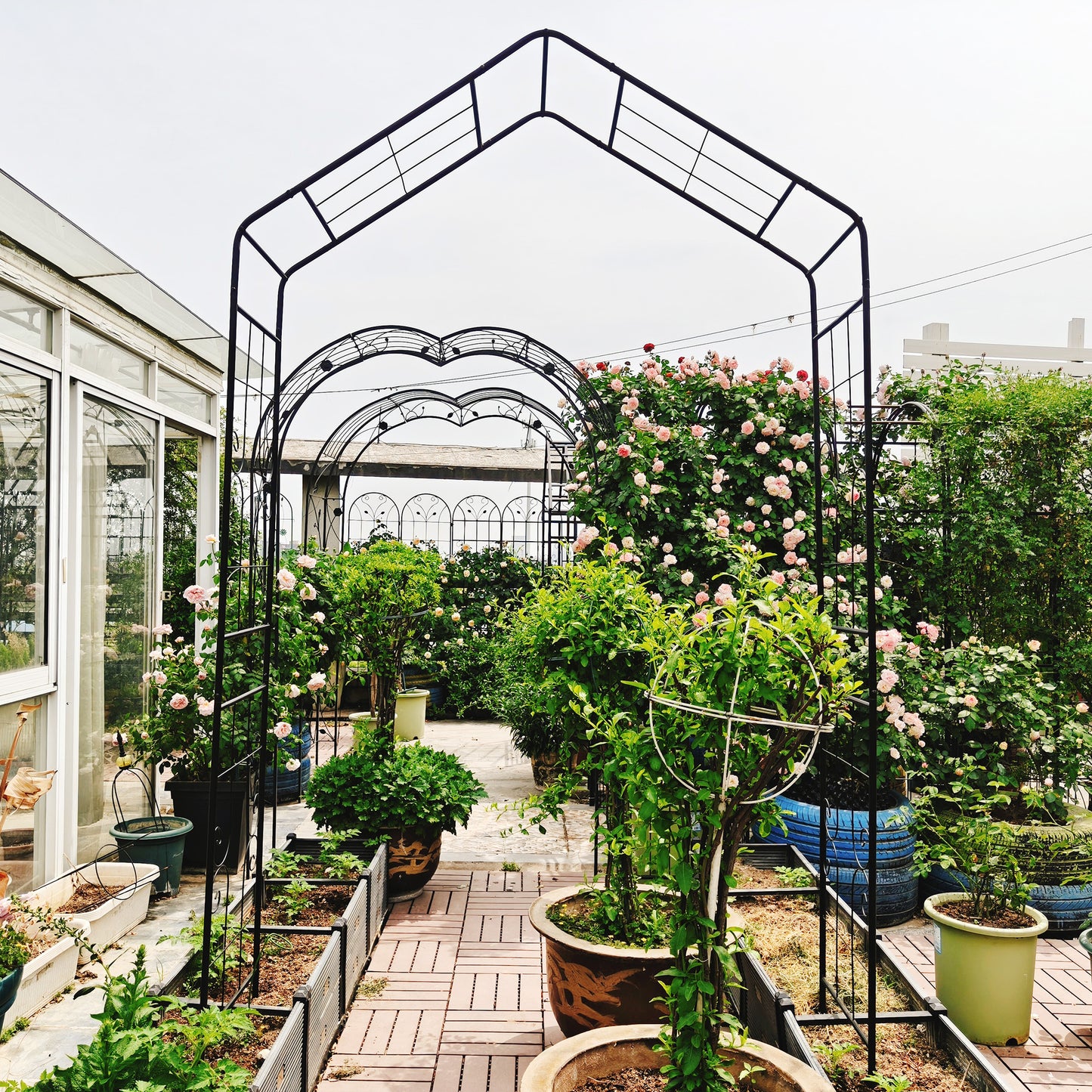 Metal Garden Arch L56.3  X W16.93  X H94.5  Climbing Plants Support Rose Arch Outdoor Black