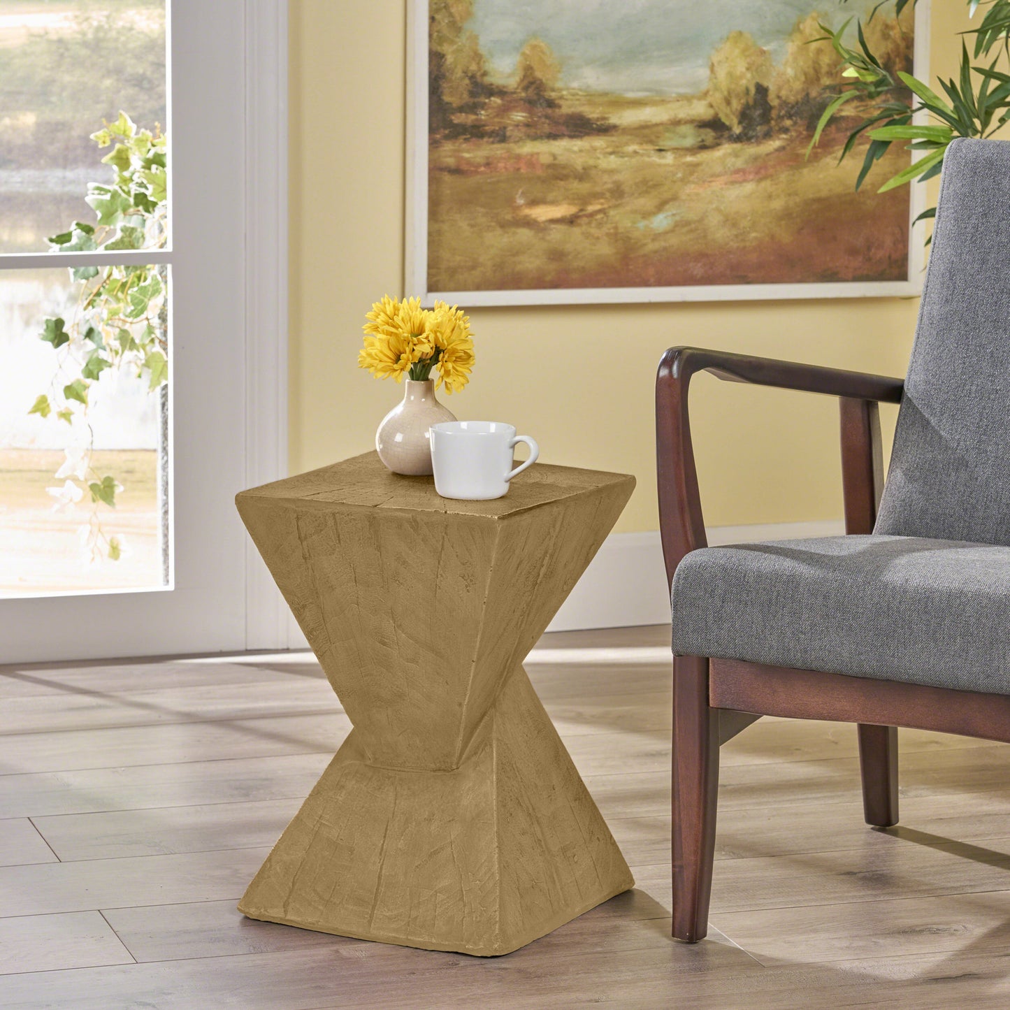 TESS Modern Side Table -Stylish End Table Compatible With Living Room, Bedroom, Or Office,Versatile Home Furniture,Light Natural Color