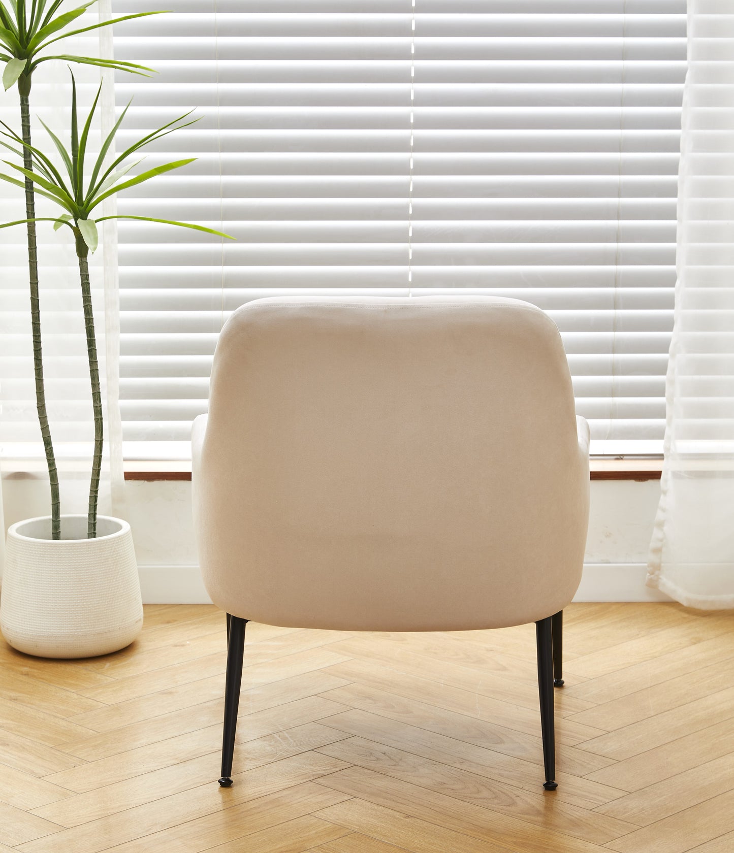 Beige Velvet Accent Chair, Modern Upholstered Armchair With Metal Legs, Comfy Side Chair For Living Room Bedroom