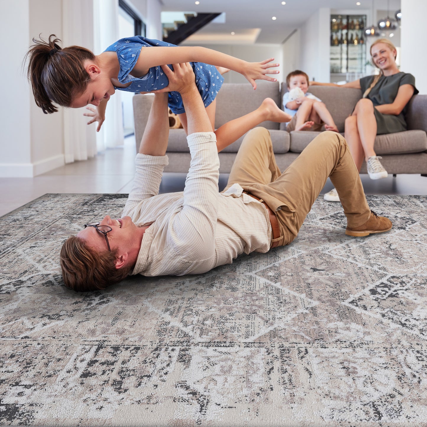 PAYAS 6X9 Cream  Anthracite  Traditional Area Rug