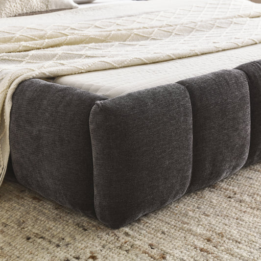Queen Size Upholstered Bed Frame With Thick Fabric, Chenille Fabric Grounded Queen Size Platform Bed With Headboard And Solid Frame. No Box Spring Needed, Dark Grey 68x86.5x23.5