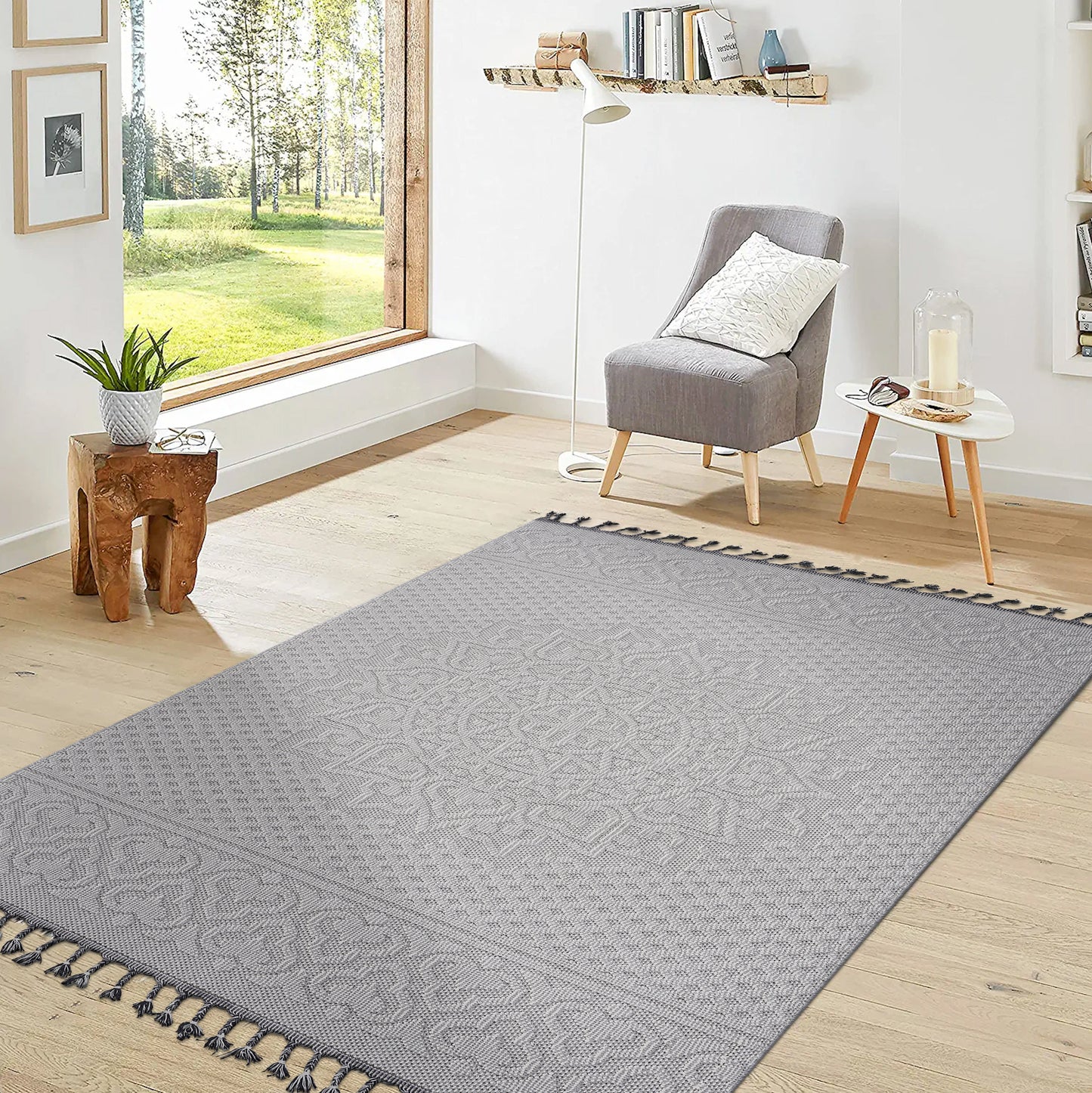 Guros  4X6 White  Ivory  Medallion Indoor  Outdoor Area Rug