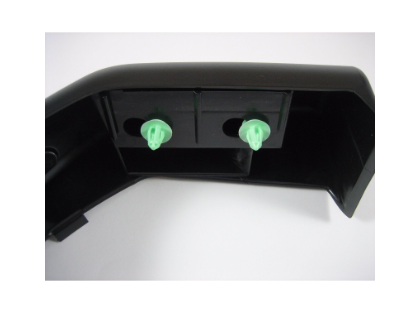 For Land Rover Discovery II Rear Bumper Corner Finish Molding Green Clips X2