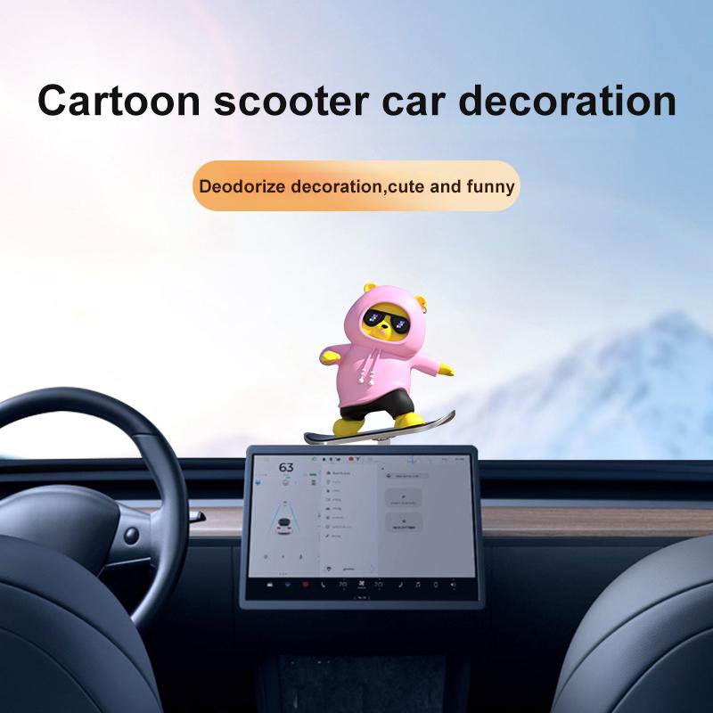 Heat-resistant Car Dashboard Skateboard Bear Decoration, Remains Unchanged After Prolonged Exposure To Sunlight, With Exquisite Craftsmanship And Beautiful Appearance