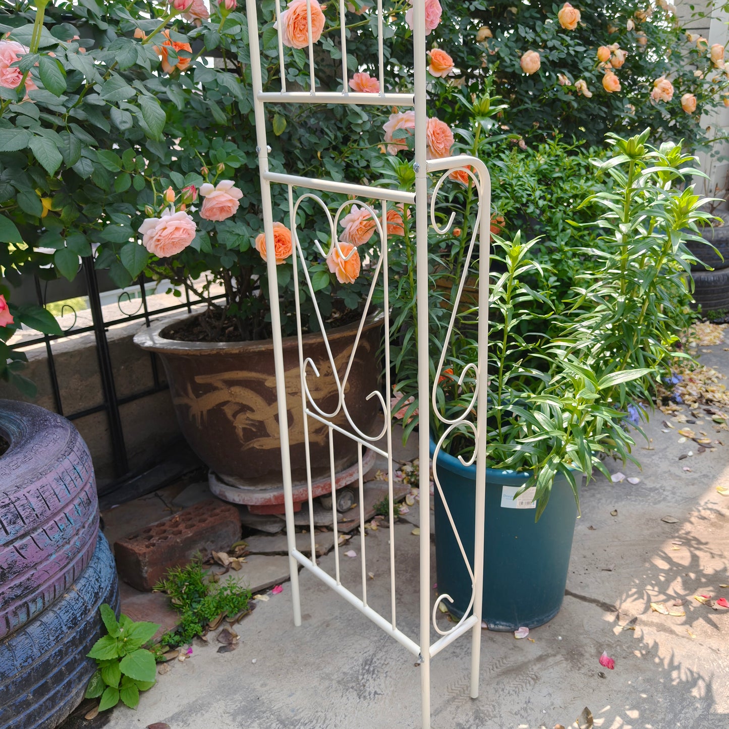 Metal Garden Arch W55  X H94.5  Garden Arbor Trellis Climbing Plants Support Rose Arch Outdoor Arch Cream White
