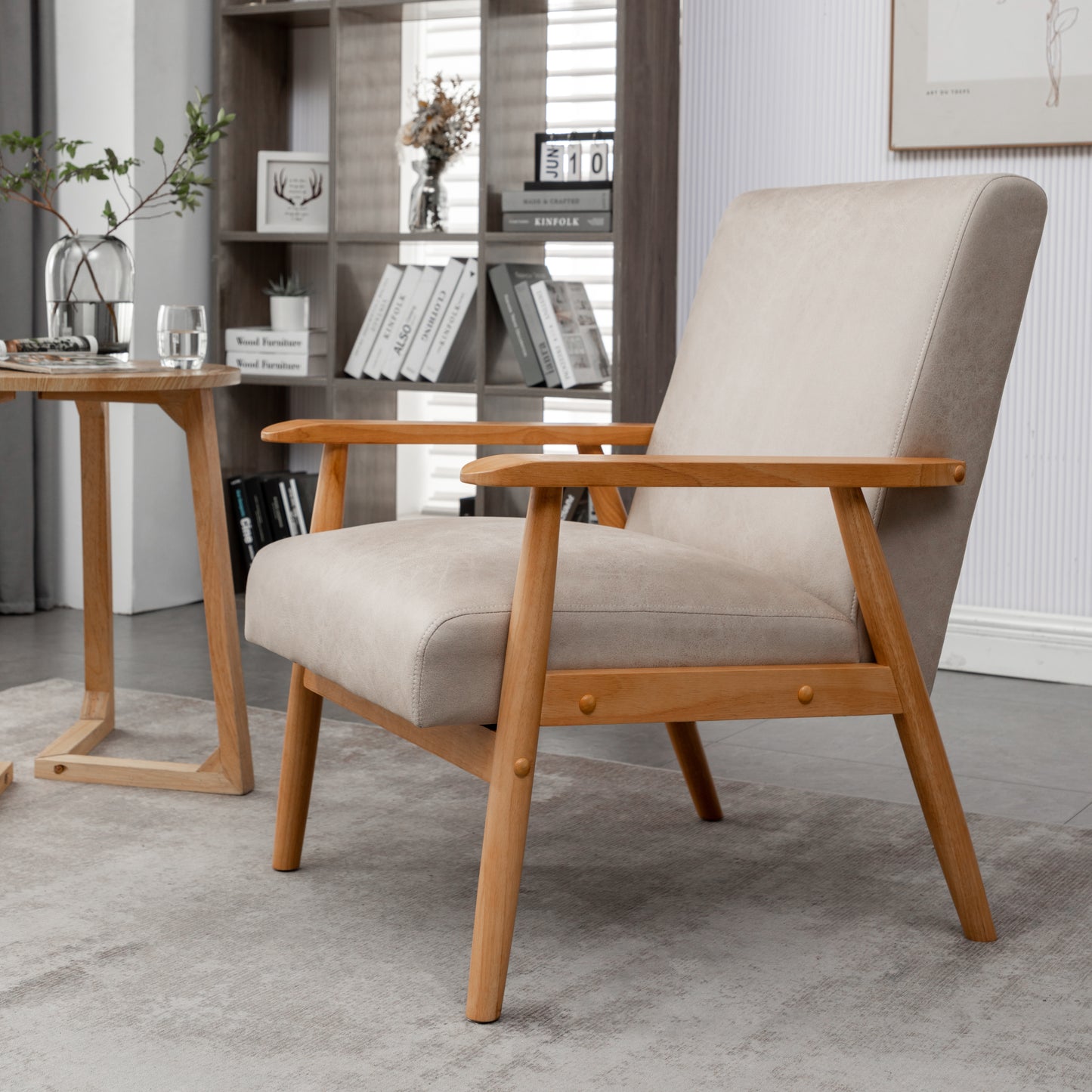 25.38     Wide Classic Mid-Century Modern Arm Chair, Light
