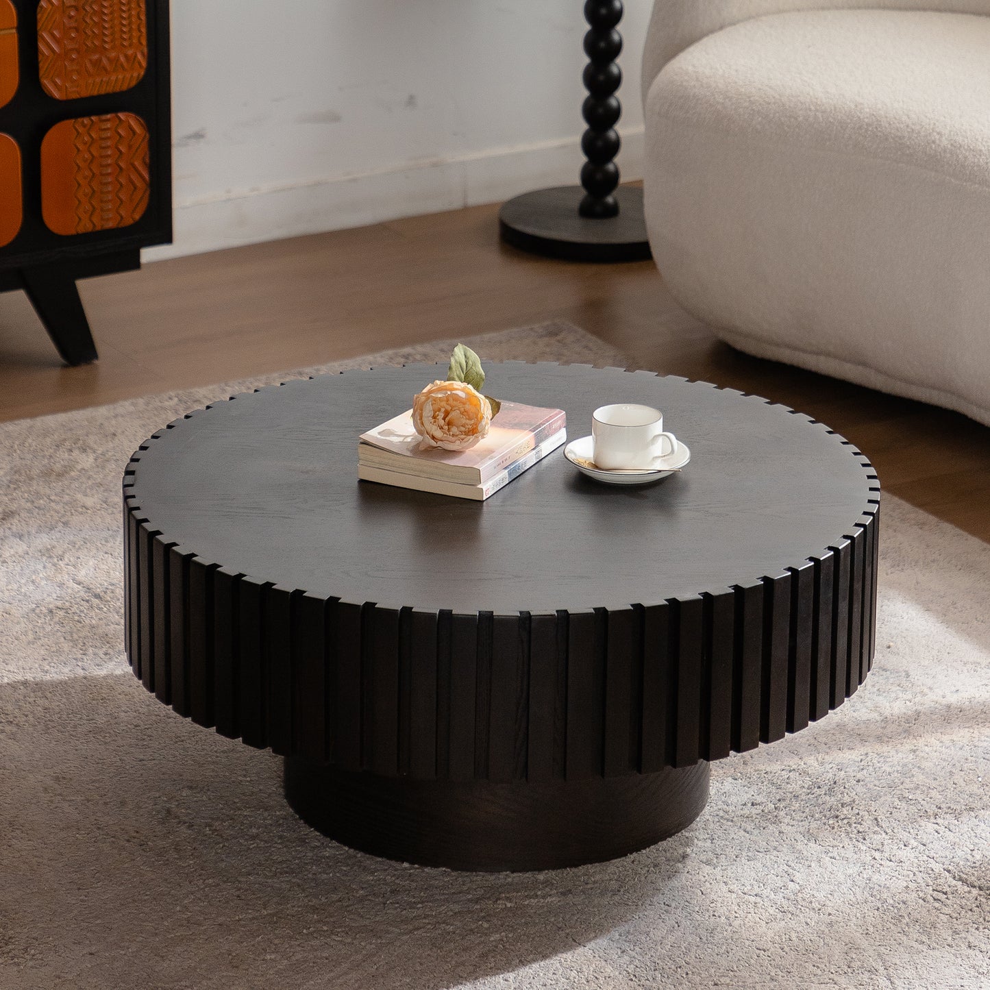 Round Coffee Table Handcrafted Relief Sturdy Pedestal Wooden Olive-Shaped Tea Table For Living Room