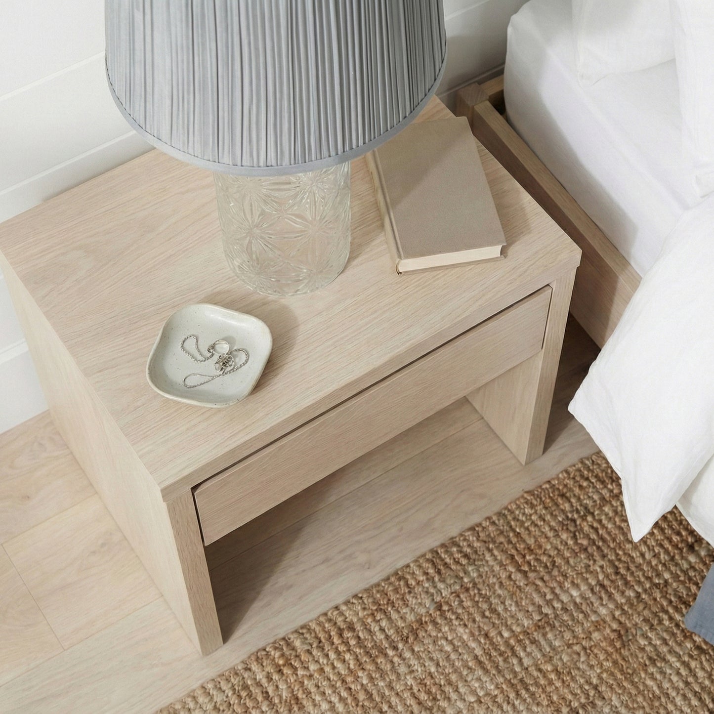 High Quality Hotel European Modern Bed Side Nightstand Decorative Led Table Desk Lamp Luxora Table Lamp Gold - Clear And Grey  110-120V