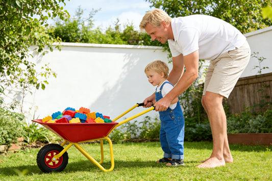 Children's Metal Wheelbarrow, Maximum Load Capacity 33LBS,children's Heavy Wheelbarrow, Metal Structure Wheelbarrow, Steel Tray, Can Be Used In Gardens, Loading Leaves, Soil, Sand, Etc. Red
