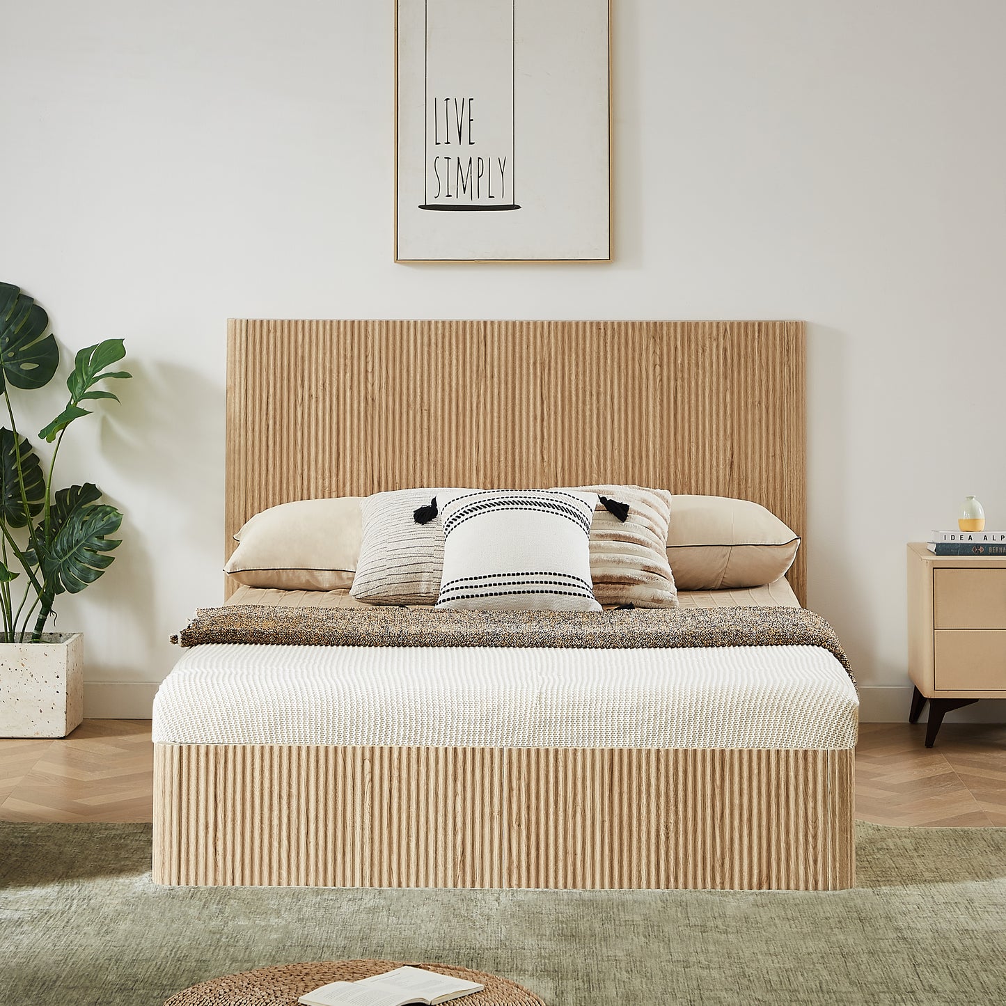 Queen Size Lift Up Storage Bed Frame, Wooden Corrugated Curved Lines, Hydraulic Storage No Box Spring Needed, Oak.