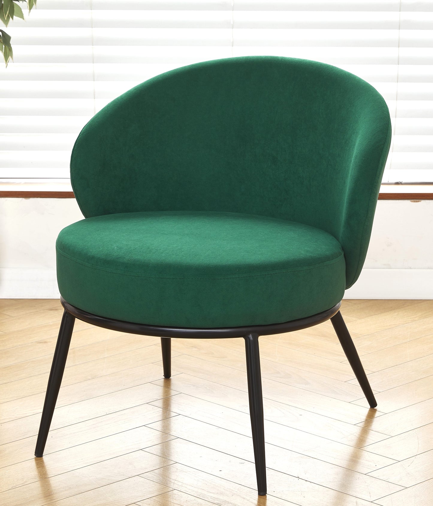 Round Velvet Accent Chair, Mid-Century Modern Upholstered Armchair With Metal Legs, Comfy Barrel Side Chair For Living Room Bedroom