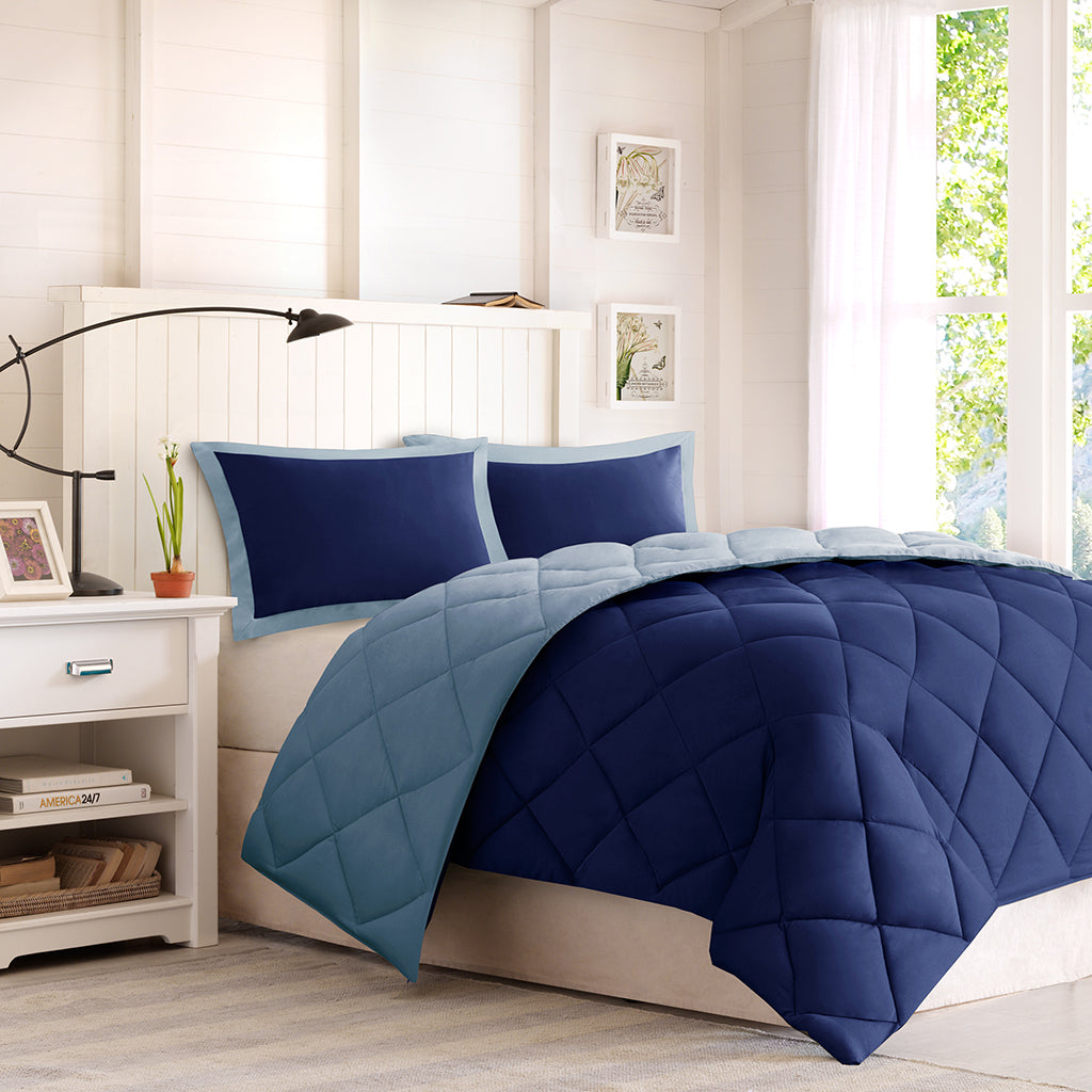 King 3  Scotchgard Diamond Quilting Reversible Down Comforter Set